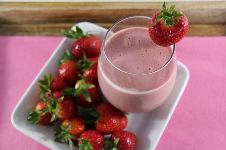 Peanut Butter and Strawberry Smoothie Discover Finer Living