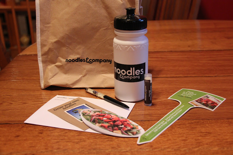 Noodles and Company Giveaway and Salad in the City Event at the Country Club Plaza
